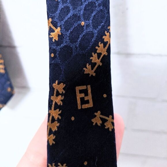 FENDI Animal Print Logo Blue Silk Tie - Picture 3 of 8